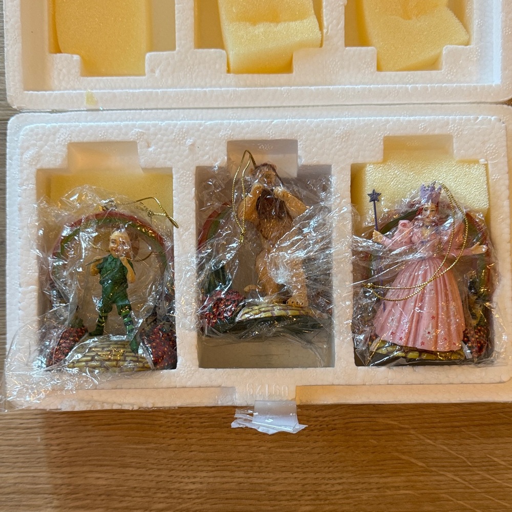 Bradford Editions Wizard of Oz Yellow Brick Road Ornaments 3pc COA Lion Glinda